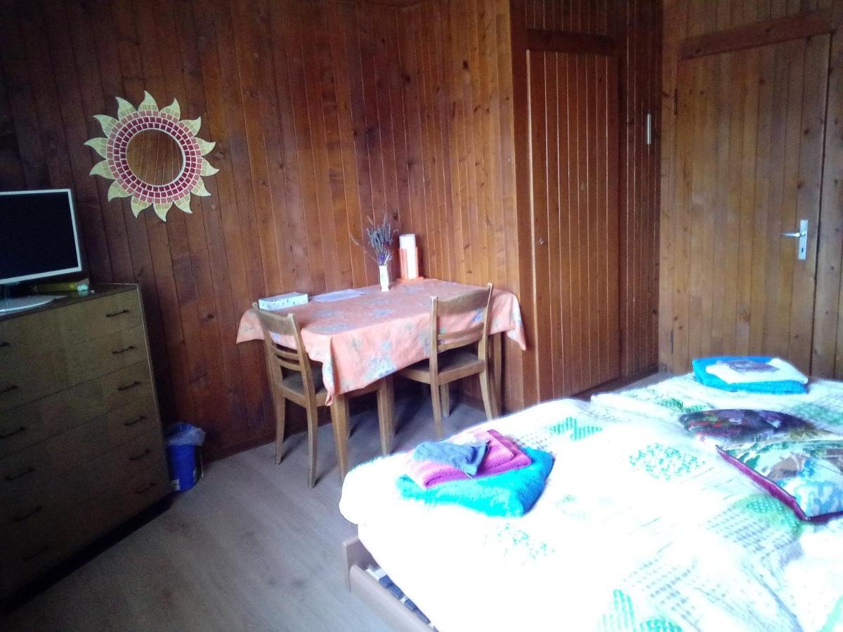 Chambre D'Hotes Petit Martel Les Ponts-de-Martel Buitenkant foto